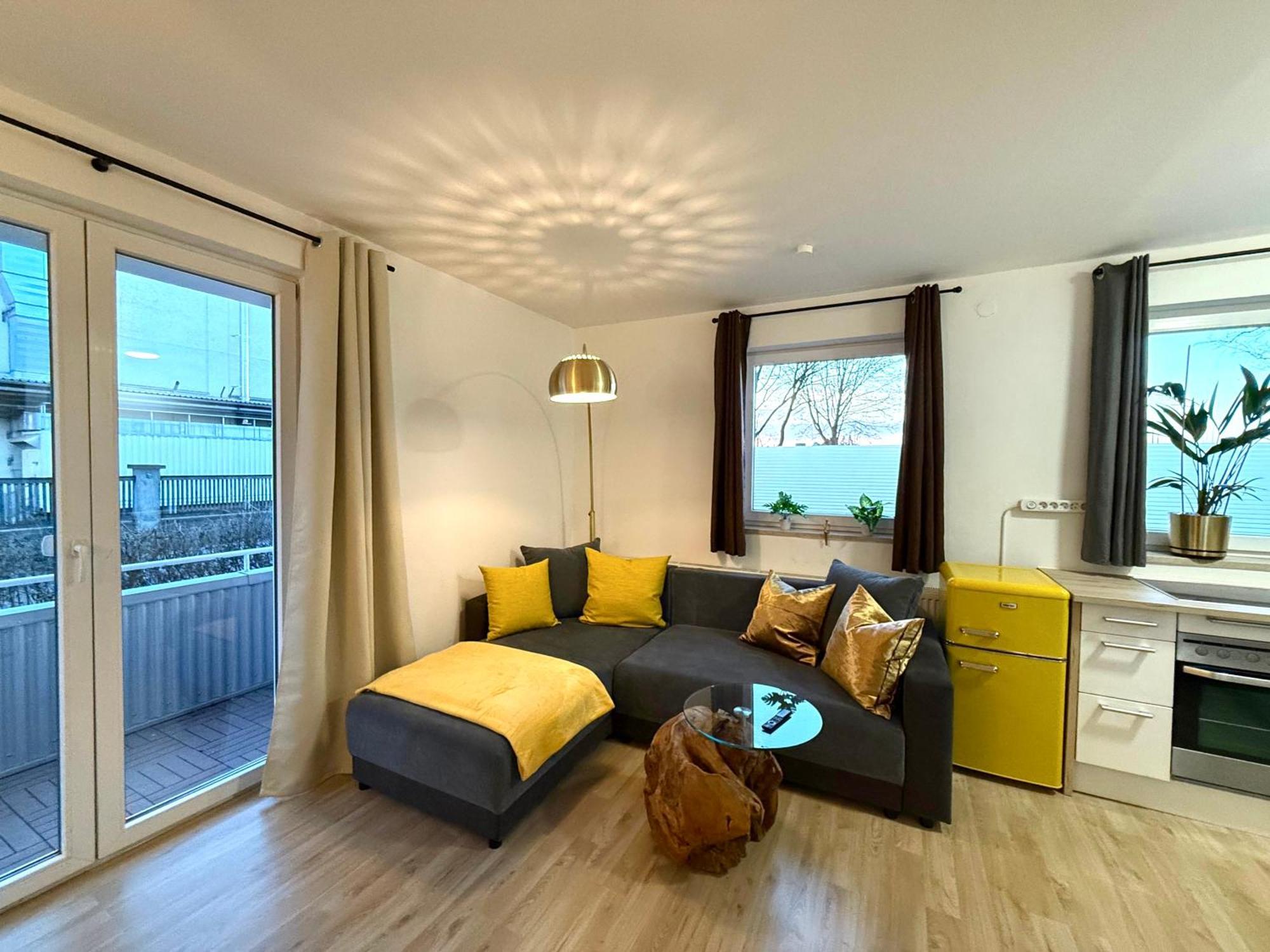 Yay - 65M2 Apartment Am Bahnhof - Smart Tv - Internet - Kaffee - Waschmaschine - Trockner Мюльдорф Экстерьер фото