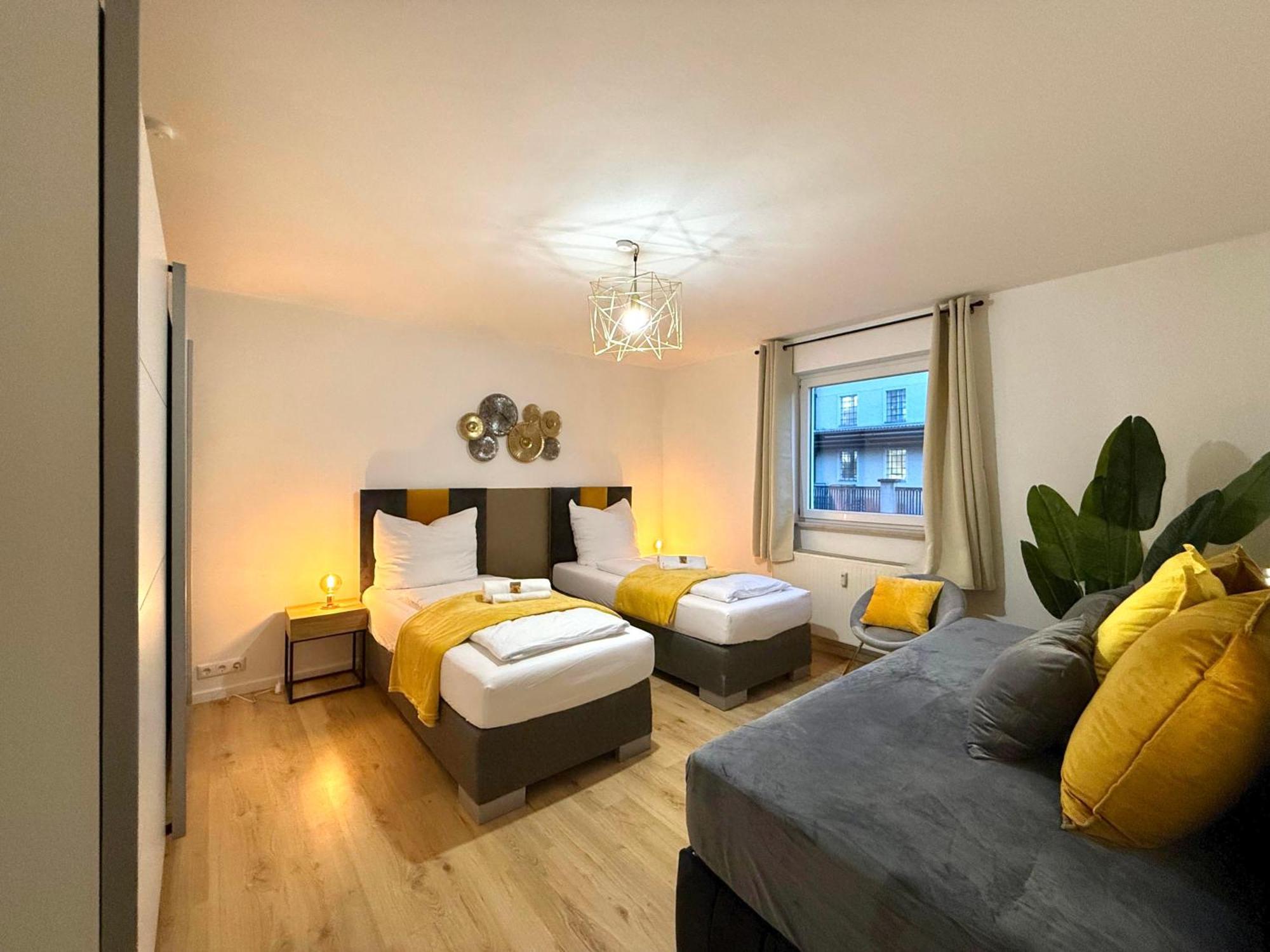 Yay - 65M2 Apartment Am Bahnhof - Smart Tv - Internet - Kaffee - Waschmaschine - Trockner Мюльдорф Экстерьер фото